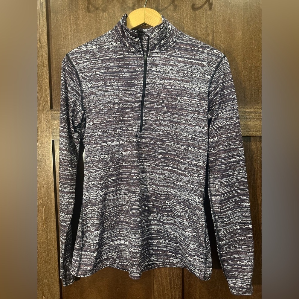 Nike Women's Gray and Black Long Sleeve Dri-Fit Shirt